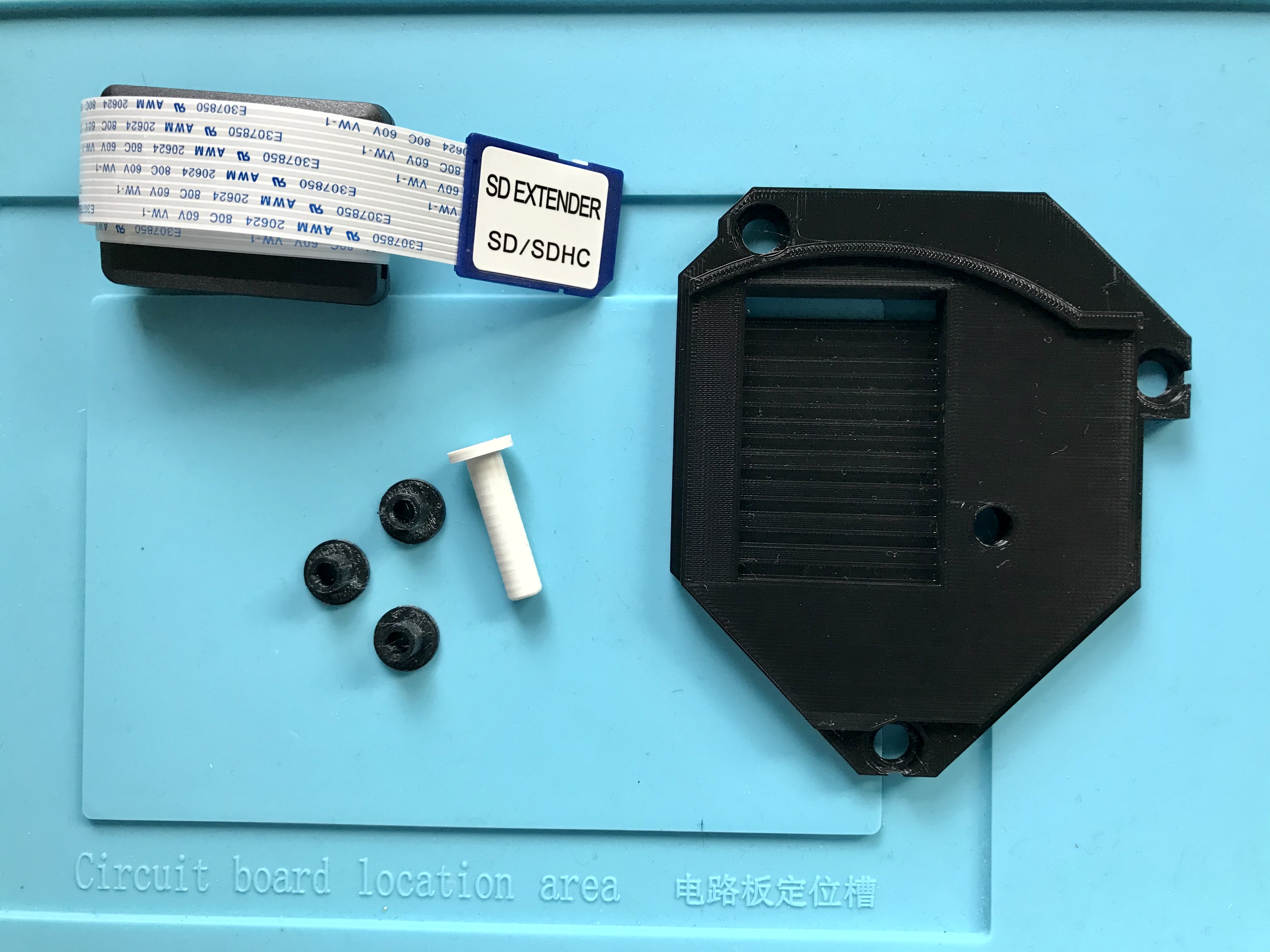 SD card extender and 3D printed parts for Dreamcast