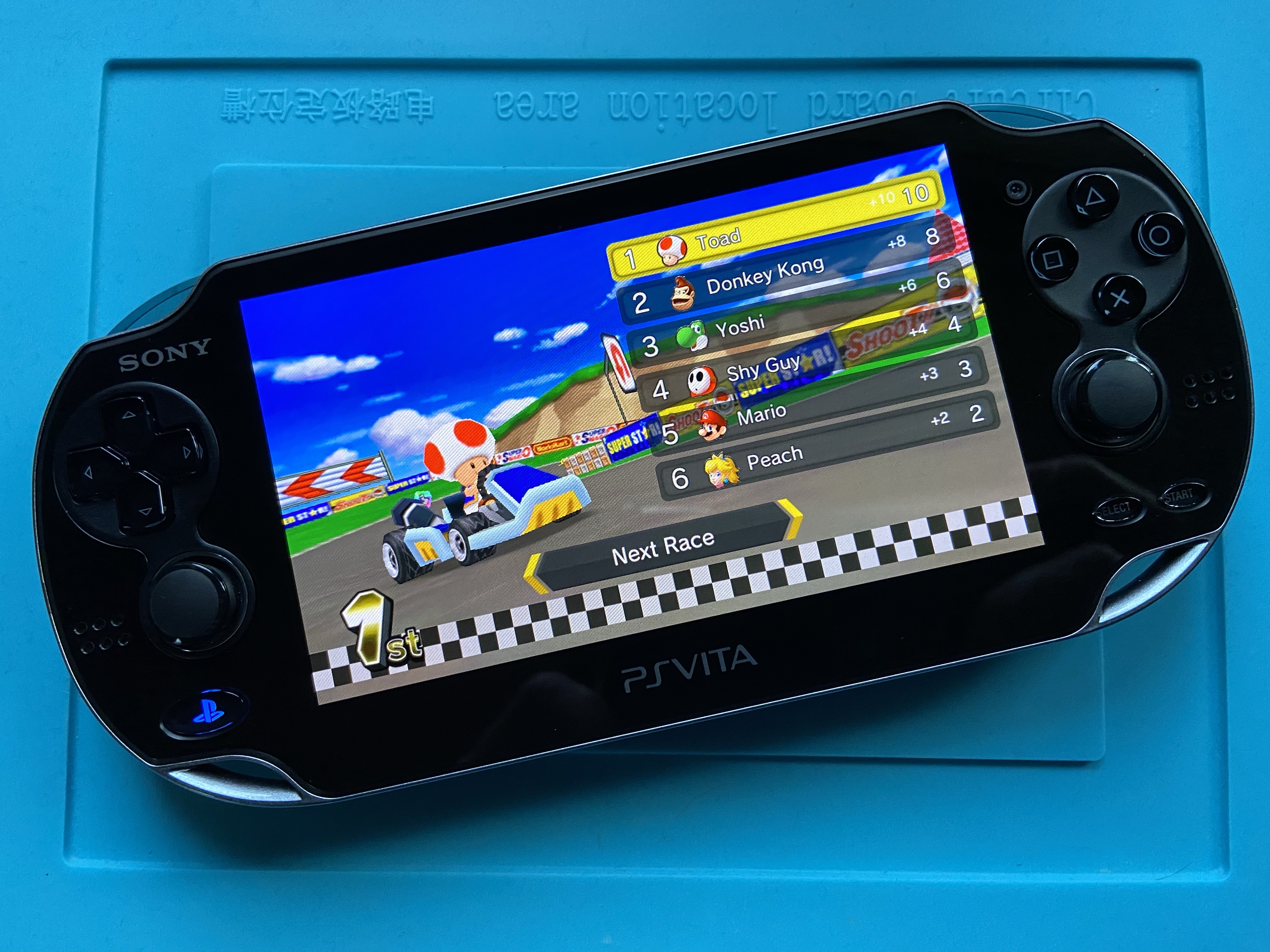 PlayStation Vita model PCH-1000