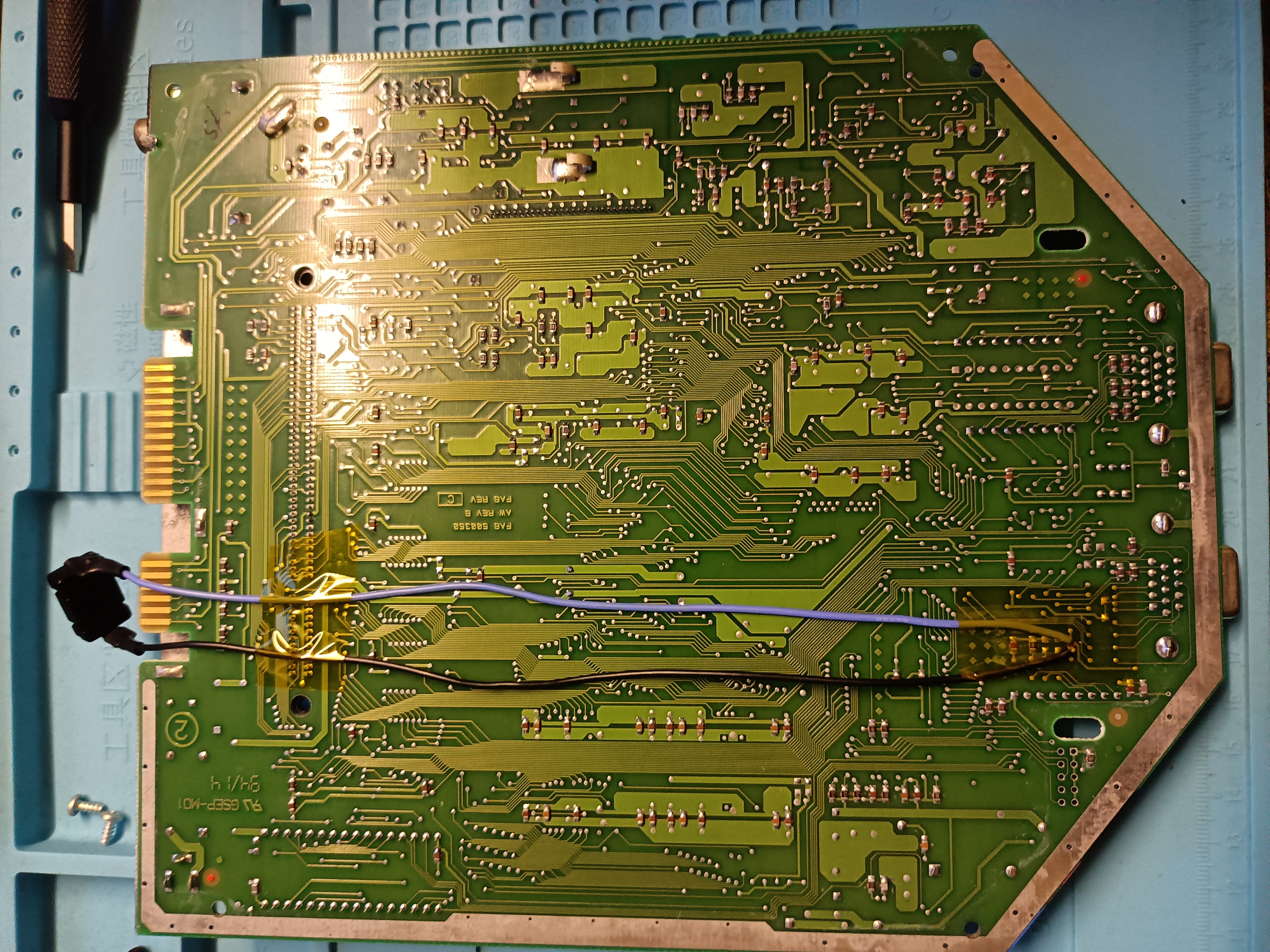 Atari Jaguar motherboard with switch attached to toggle between 50Hz and 60Hz