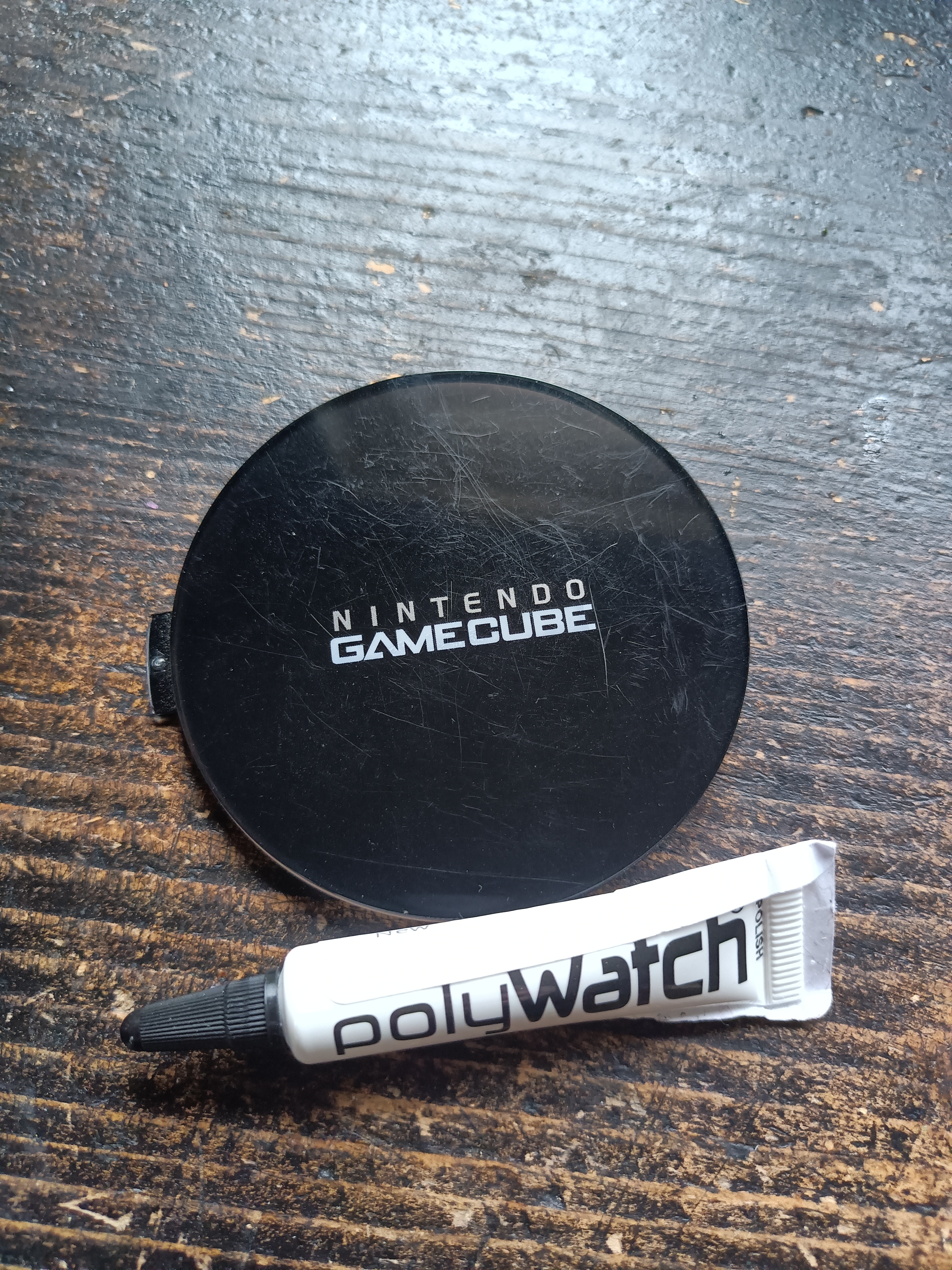 Nintendo GameCube jewel before polishing