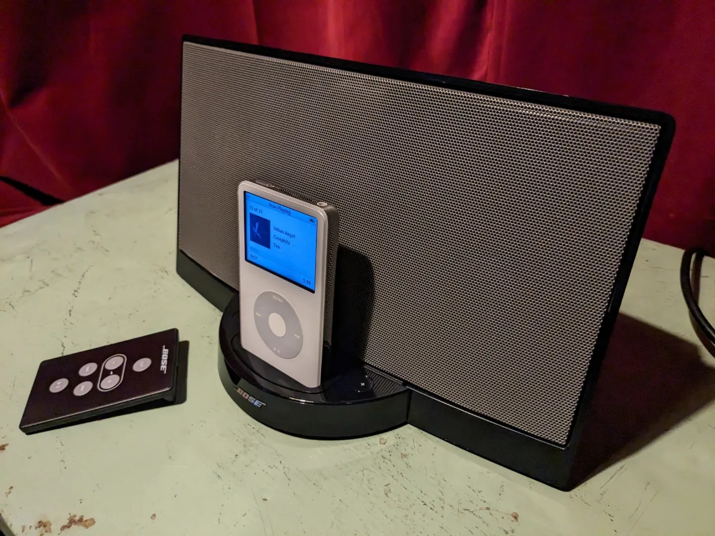 BOSE SoundDock with iPod Video